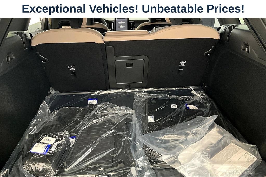 New 2026 Volvo XC60 B5 Plus w/ Protection Package Premier AWD/4WD image 37