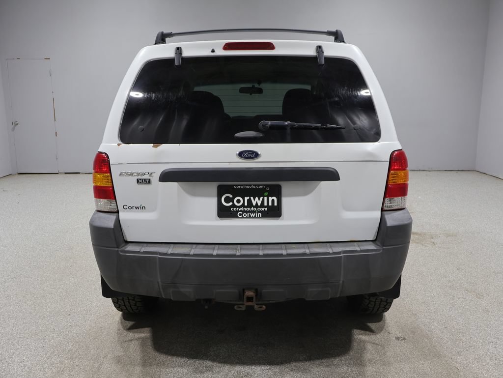 Used 2005 Ford Escape XLT AWD/4WD image 3