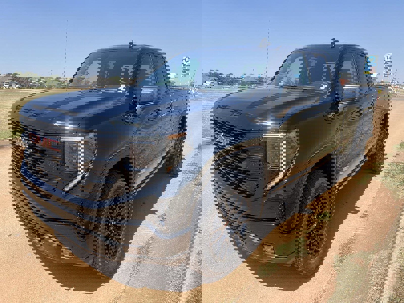 Used 2024 GMC Sierra 1500 Elevation image 7