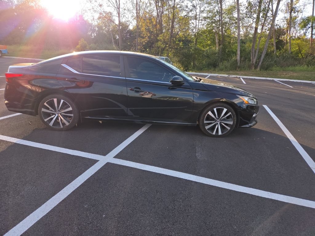 Used 2020 Nissan Altima 2.5 SR FWD image 4
