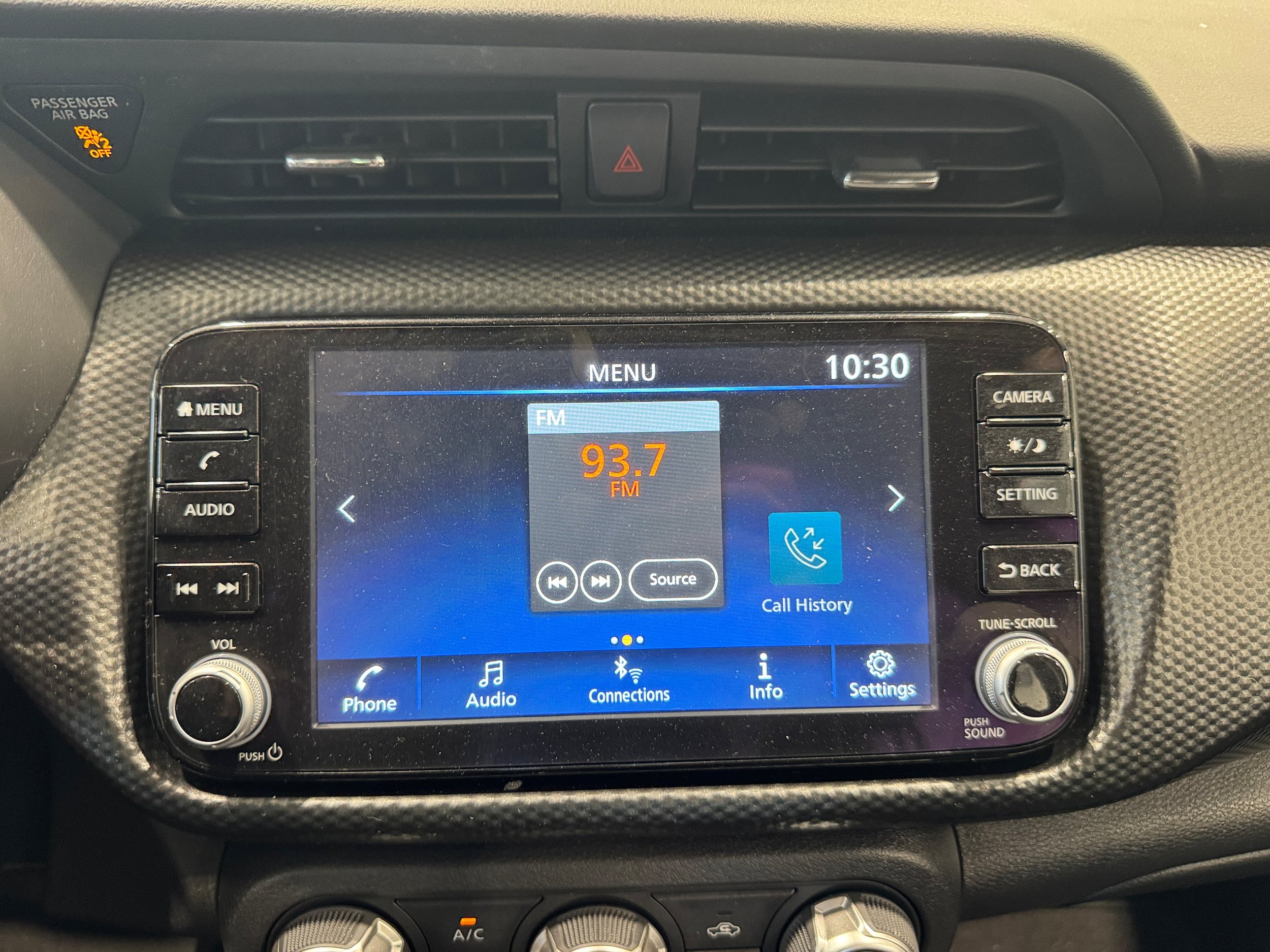 Used 2023 Nissan Kicks SV FWD image 14