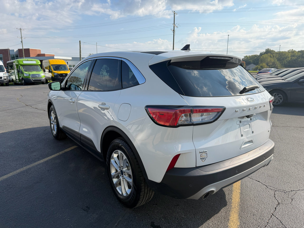 Used 2020 Ford Escape SE image 5