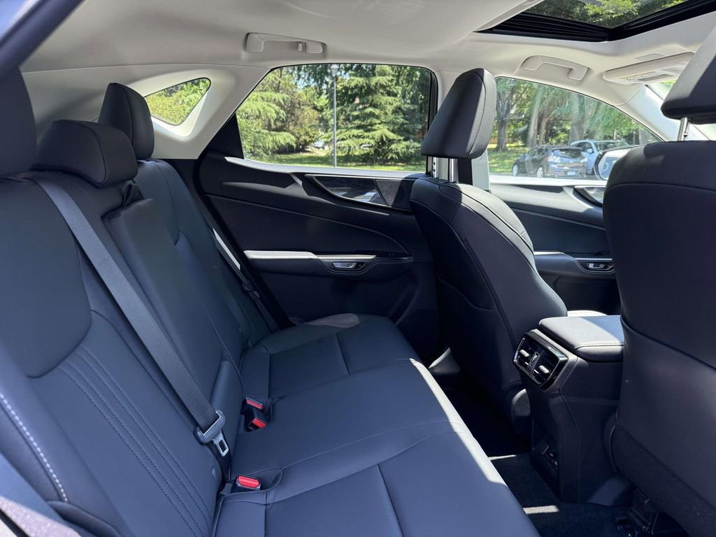Used 2023 Lexus NX 350 AWD image 16