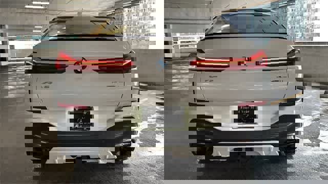 Used 2026 BMW X6 xDrive40i image 7