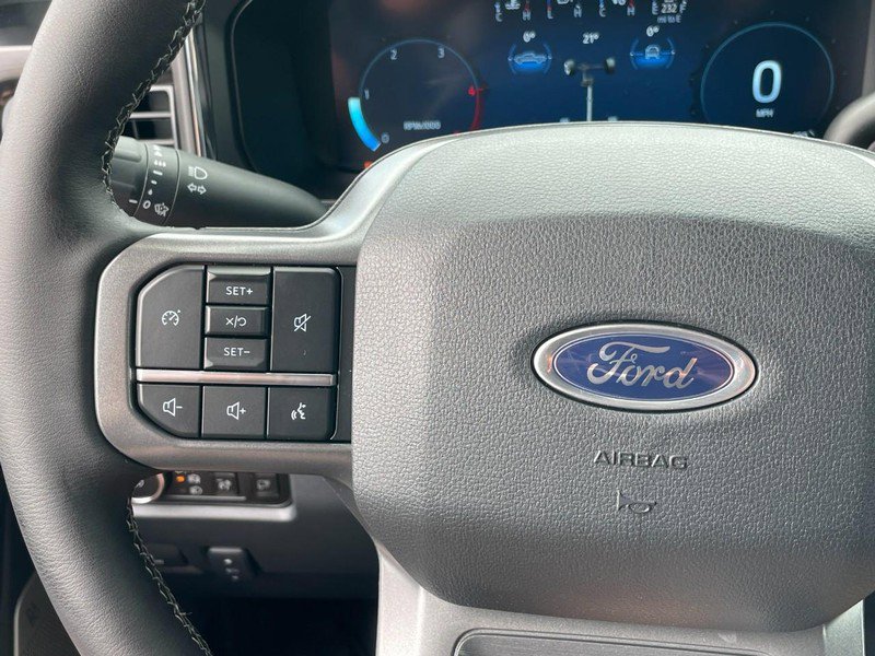 New 2026 Ford F350 Lariat image 28