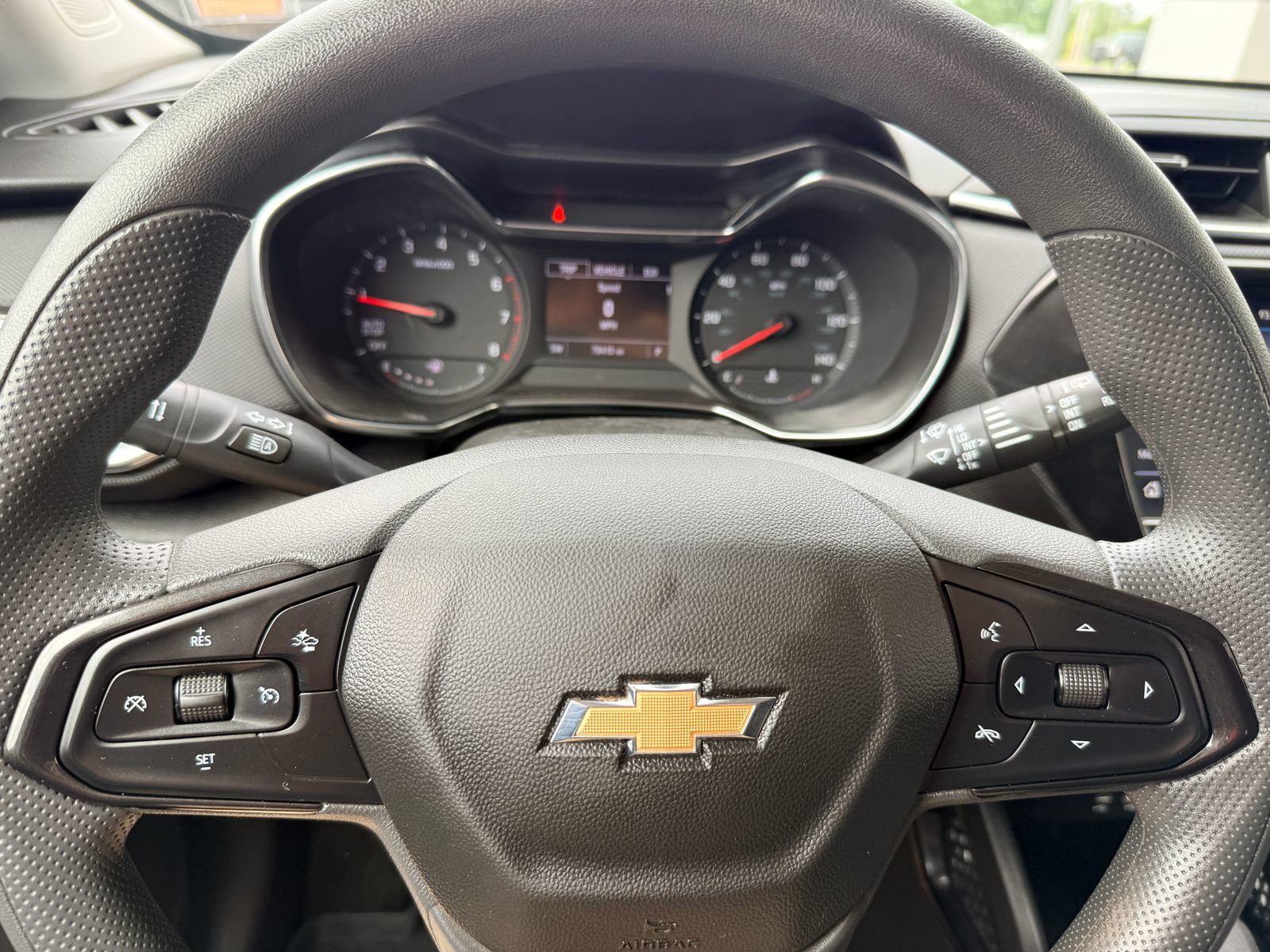 Used 2023 Chevrolet TrailBlazer LT w/ Convenience Package FWD image 14