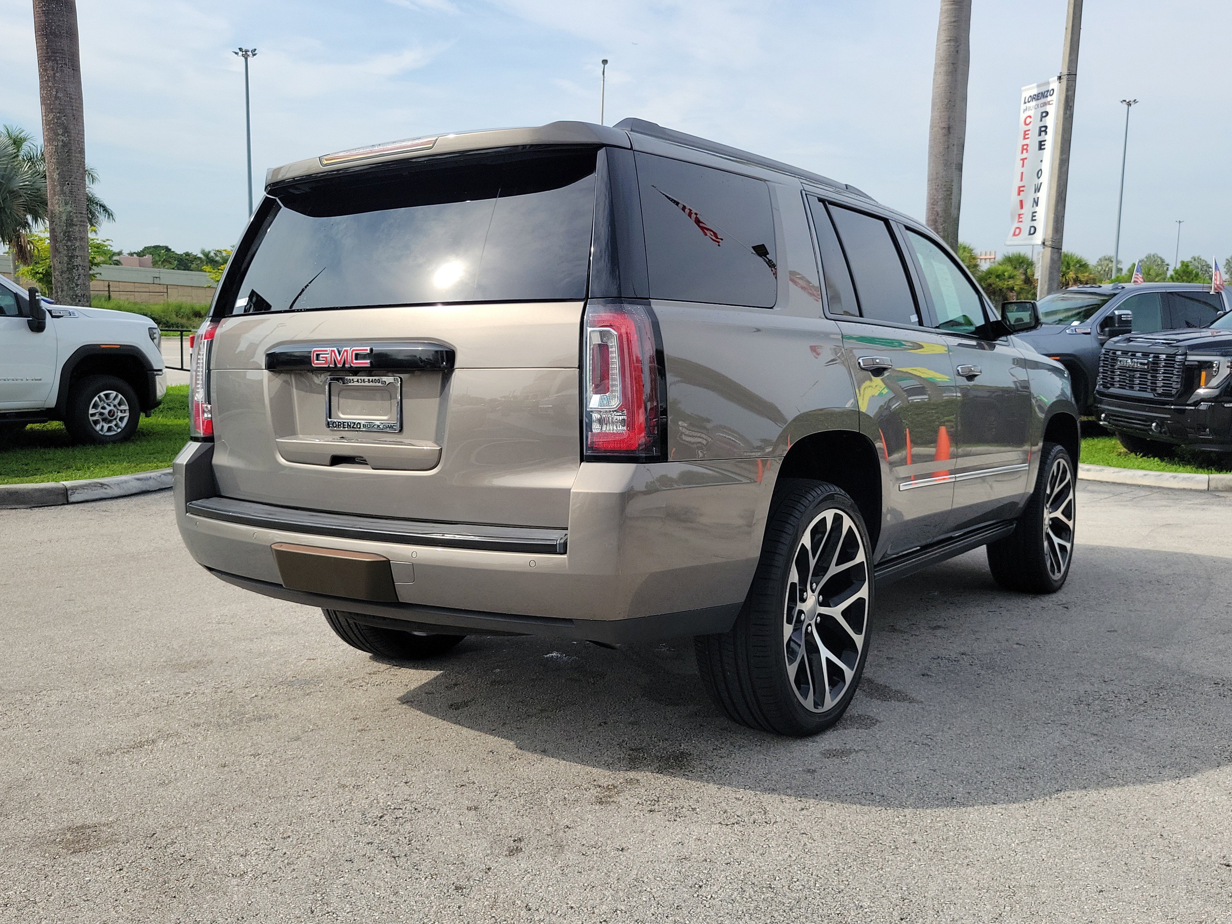 Used 2019 GMC Yukon Denali w/ Denali Ultimate Package image 5