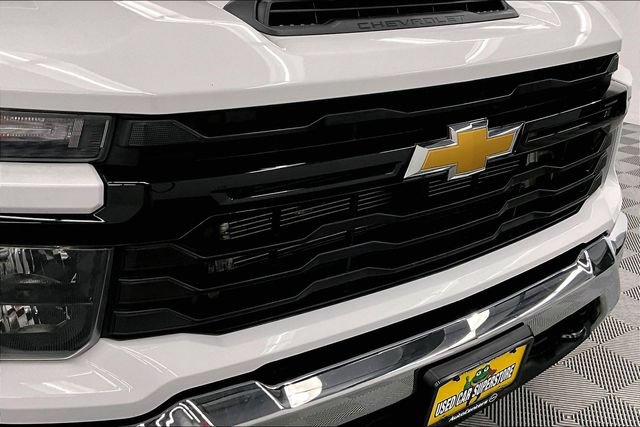 Used 2024 Chevrolet Silverado 2500 W/T w/ WT/CX Safety Package AWD/4WD image 28