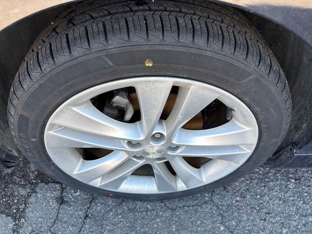 Used 2014 Chevrolet Cruze LTZ w/ RS Package FWD image 7