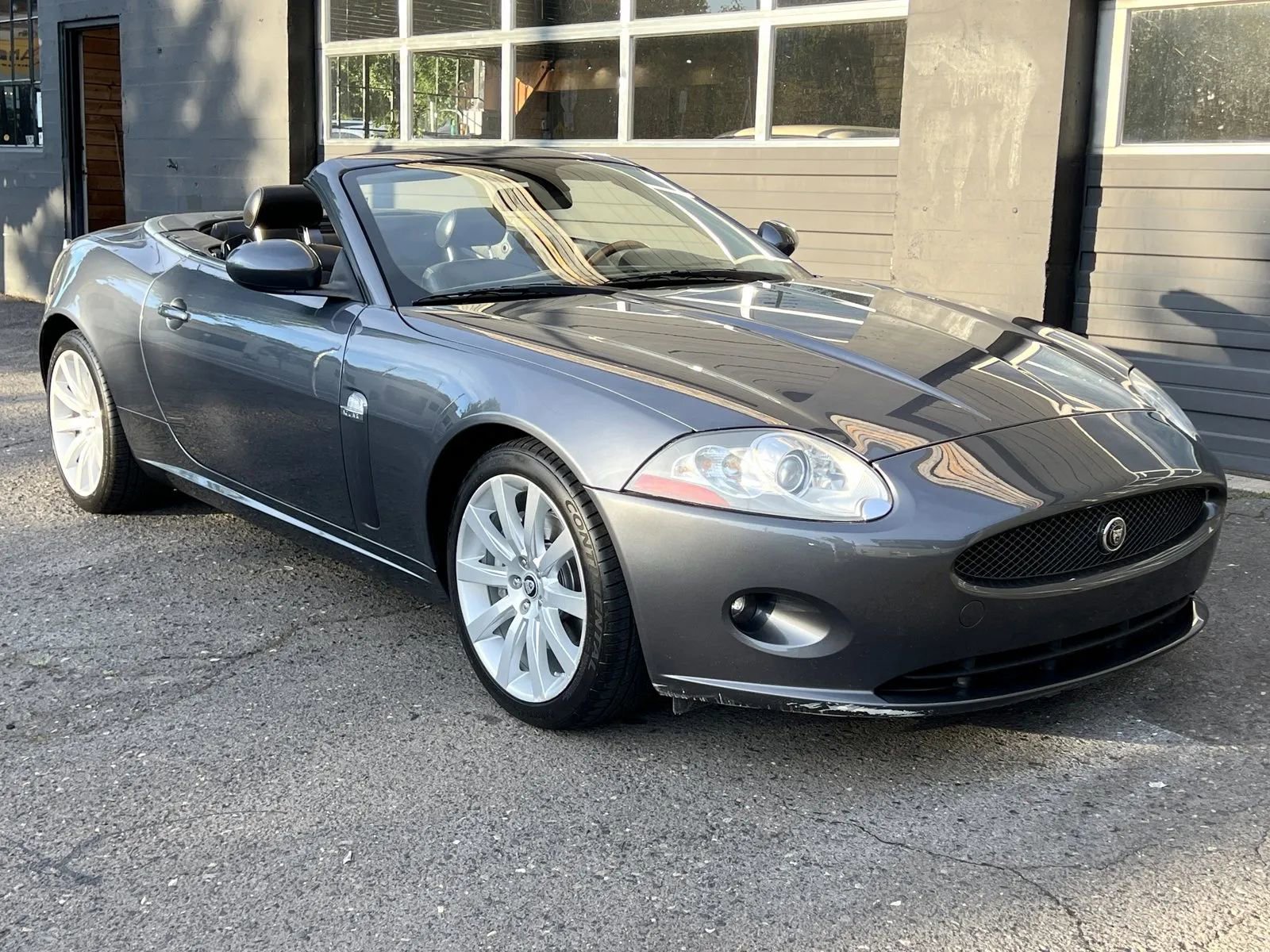 Used 2007 Jaguar XK Convertible image 8