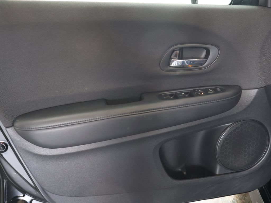 Used 2022 Honda HR-V Sport image 16