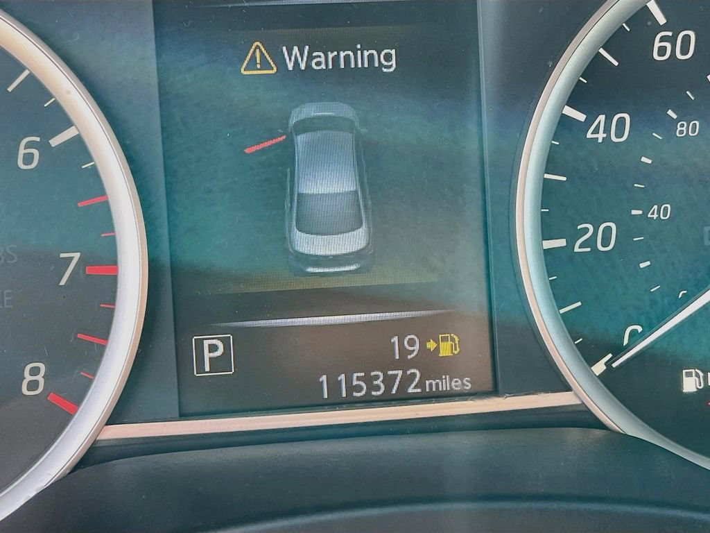 Used 2018 Nissan Sentra SV FWD image 12