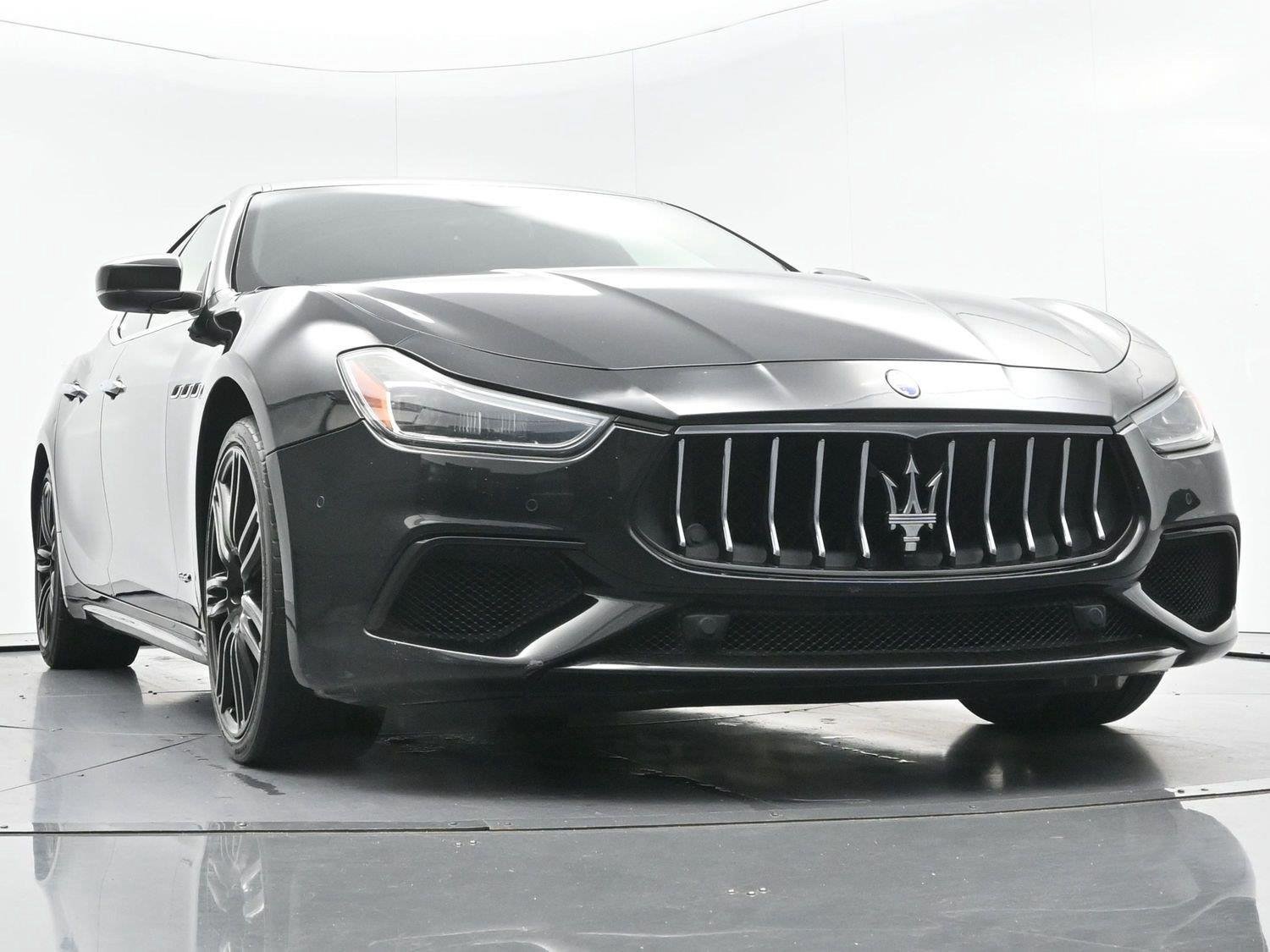 Used 2018 Maserati Ghibli S GranSport RWD image 44