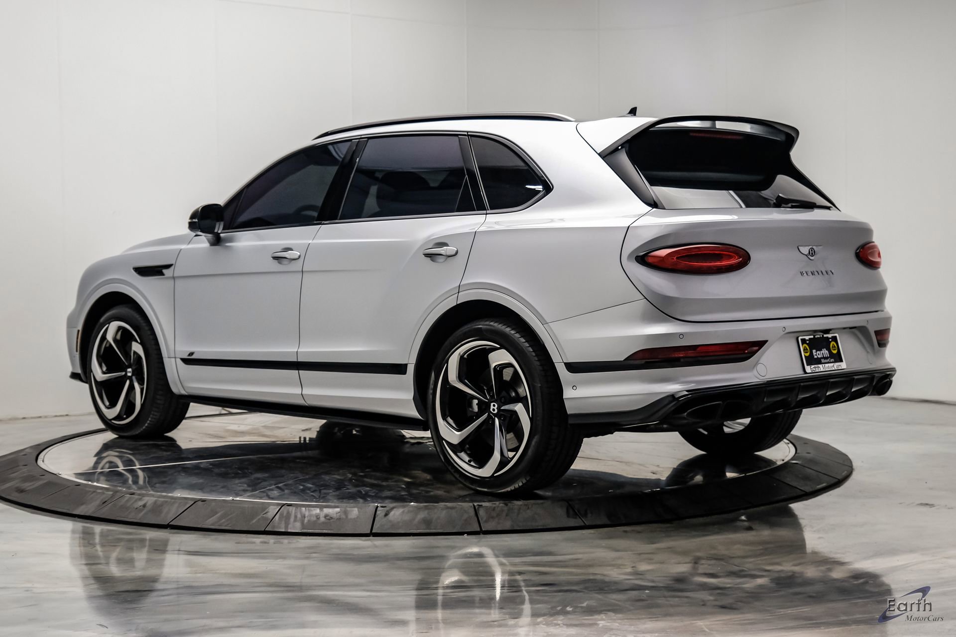 Used 2022 Bentley Bentayga AWD/4WD image 10