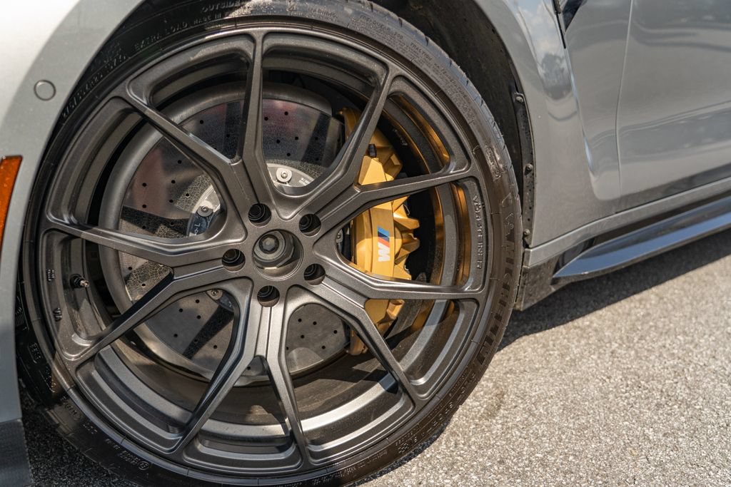 Used 2022 BMW M4 xDrive Competition w/ M Carbon Exterior Package AWD/4WD image 3