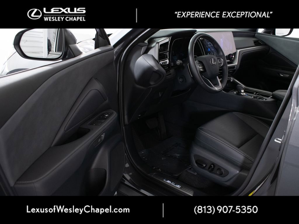 Used 2025 Lexus TX 350 FWD w/ Technology Package image 20