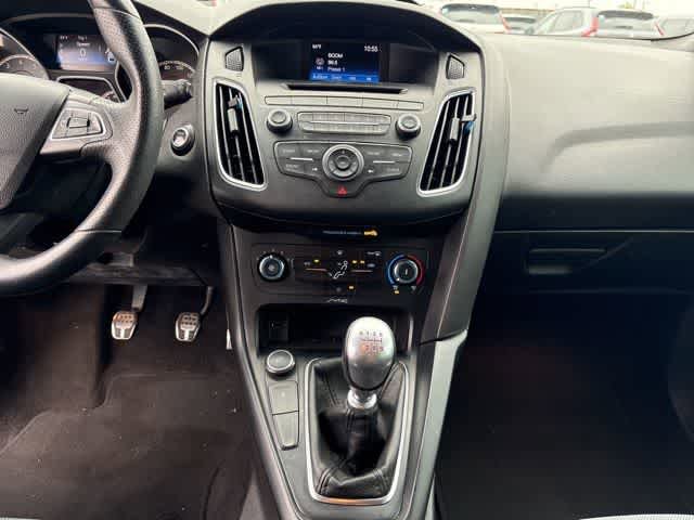 Used 2017 Ford Focus ST image 21