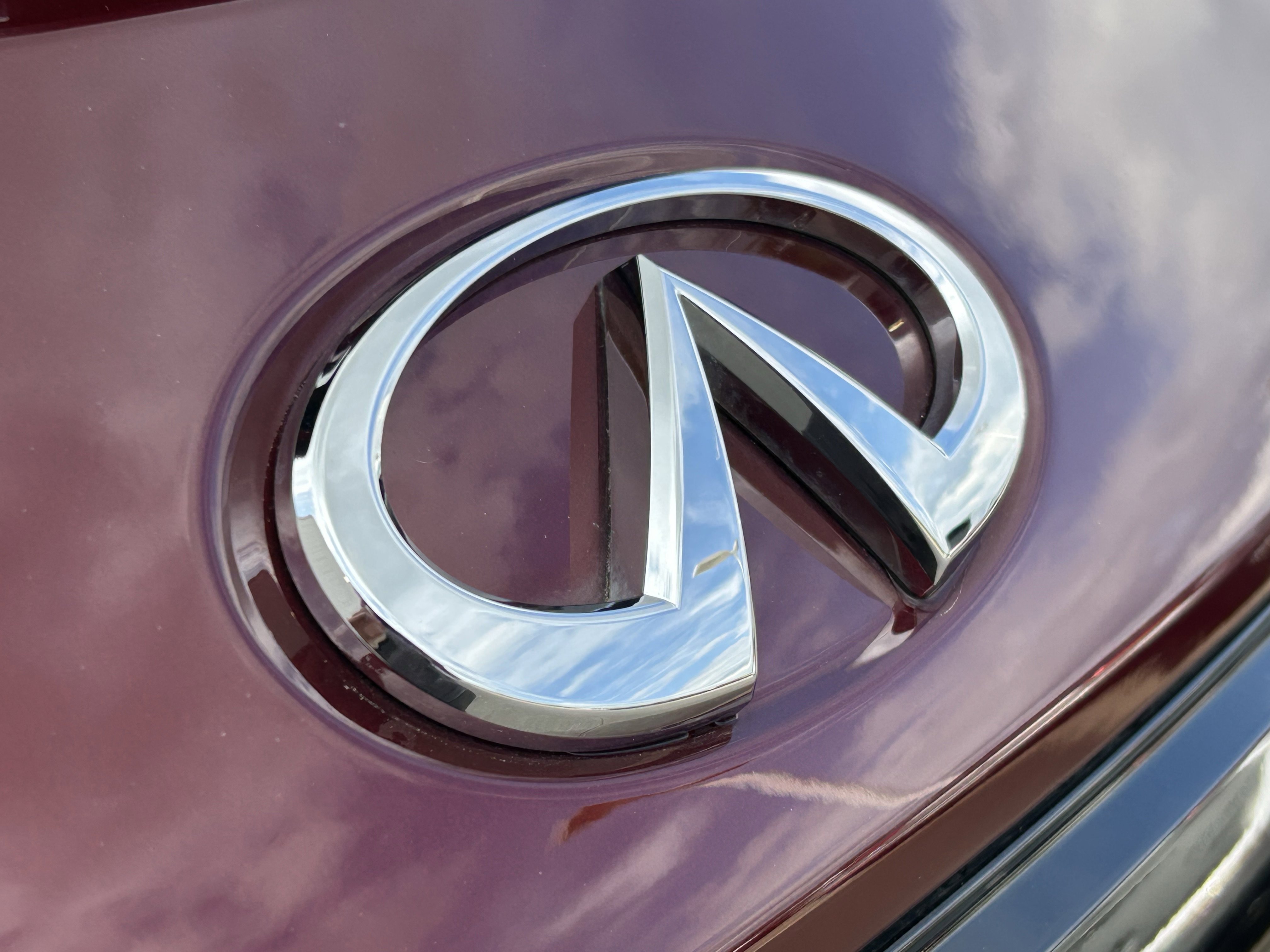 Used 2025 INFINITI QX60 Sensory w/ Vision Package AWD/4WD image 6