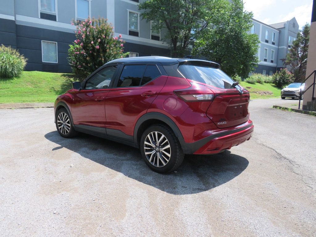 Used 2021 Nissan Kicks SV image 6