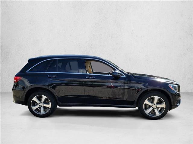 Used 2017 Mercedes-Benz GLC 300 image 4
