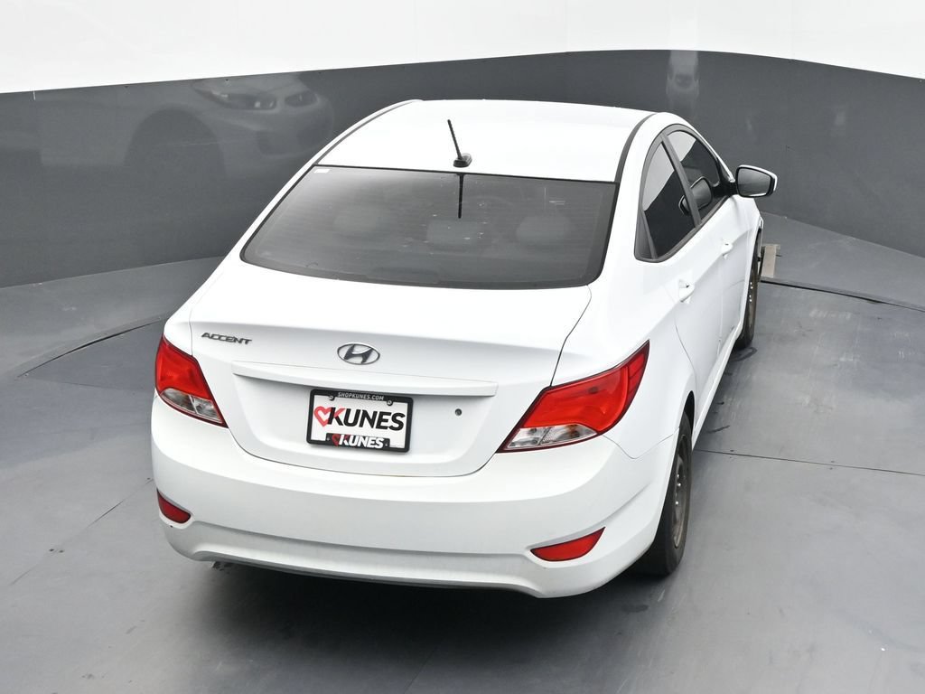 Used 2016 Hyundai Accent SE w/ Option Group 02 FWD image 11