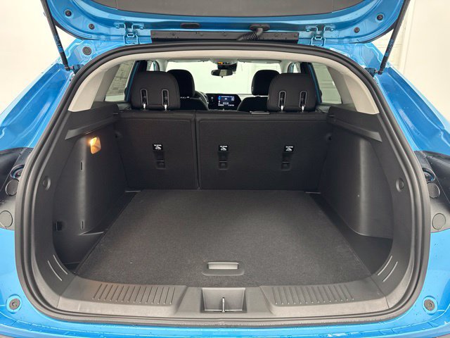 New 2026 Chevrolet Trax LS w/ LS Convenience Package FWD image 25