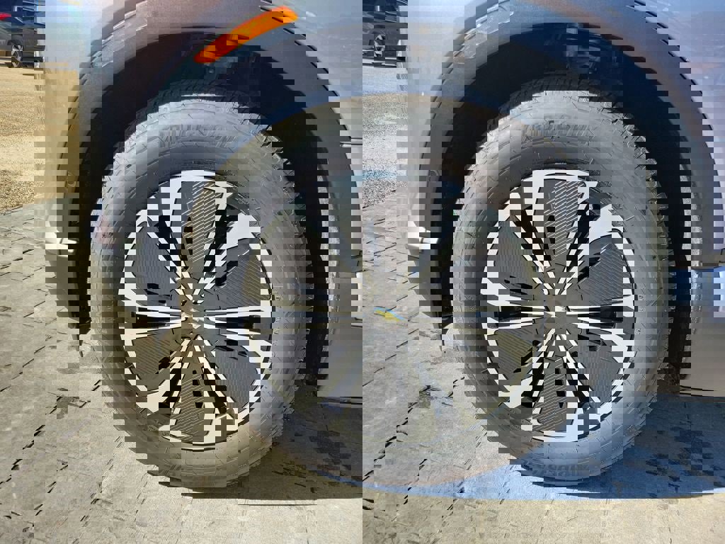 New 2025 Chevrolet Blazer EV LT w/ Super Cruise Package image 4