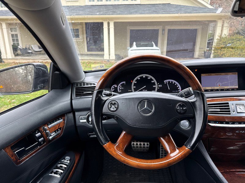 Used 2010 Mercedes-Benz CL 550 4MATIC image 16