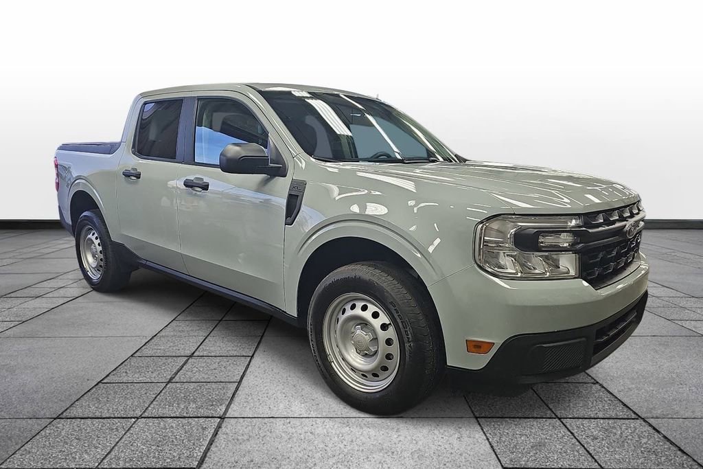Used 2024 Ford Maverick XL image 3
