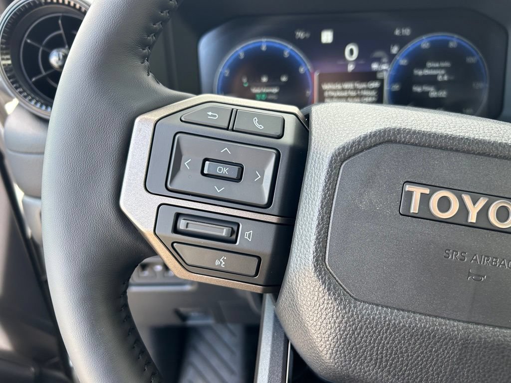 Used 2027 Toyota Land Cruiser AWD/4WD image 16