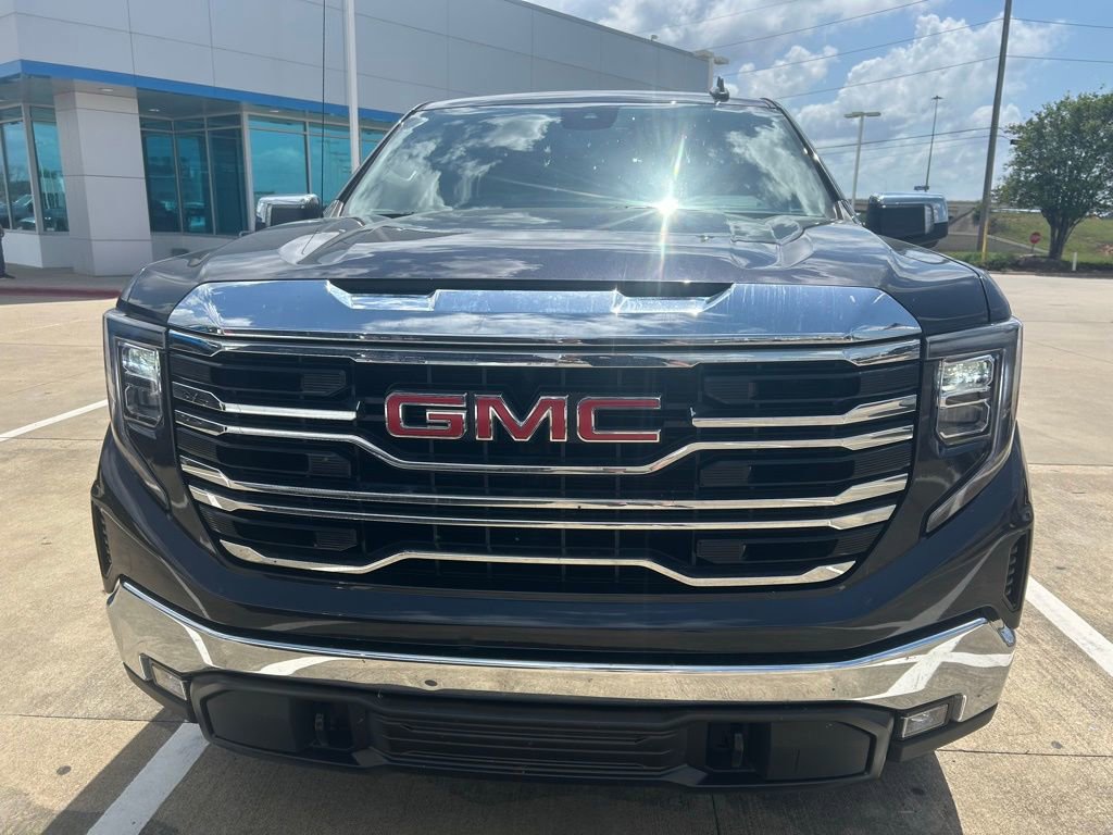 Used 2023 GMC Sierra 1500 SLT w/ SLT Premium Package AWD/4WD image 14