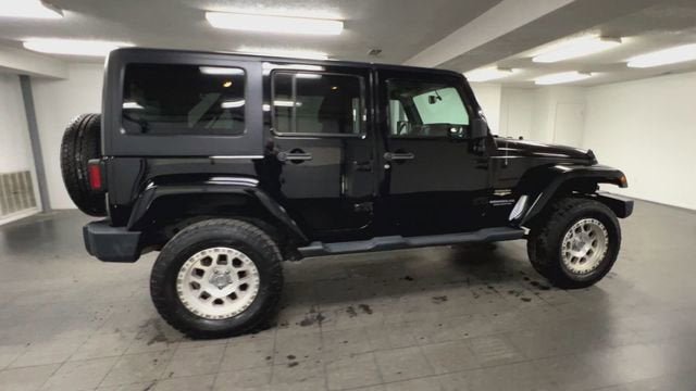 Used 2014 Jeep Wrangler Unlimited Sahara w/ Dual Top Group image 9