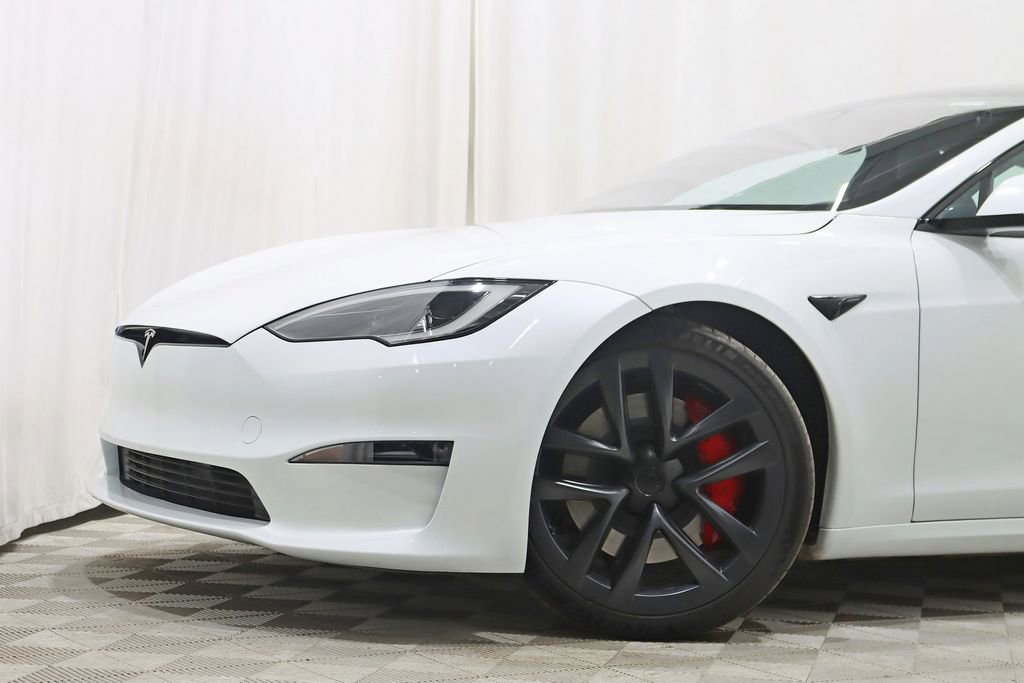 Used 2023 Tesla Model S Plaid image 2