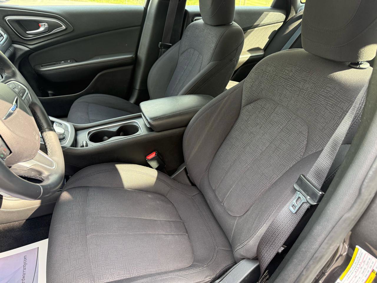 Used 2015 Chrysler 200 Limited w/ Convenience Group image 19