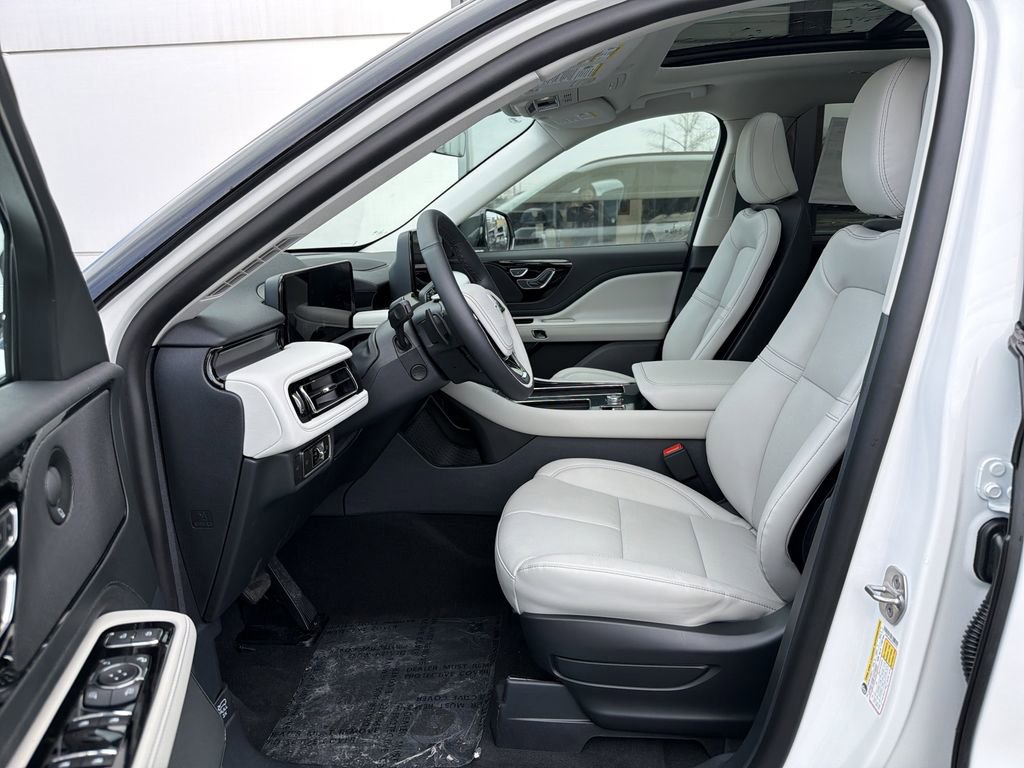New 2026 Lincoln Aviator Premiere image 5
