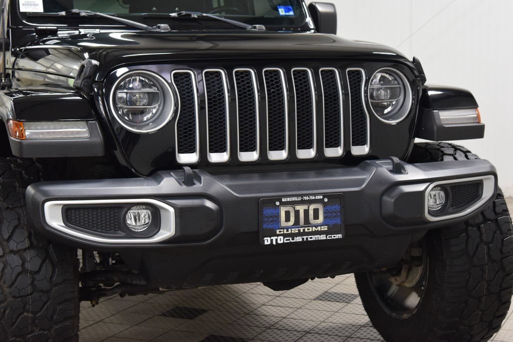 Used 2021 Jeep Wrangler Unlimited Sahara AWD/4WD image 13
