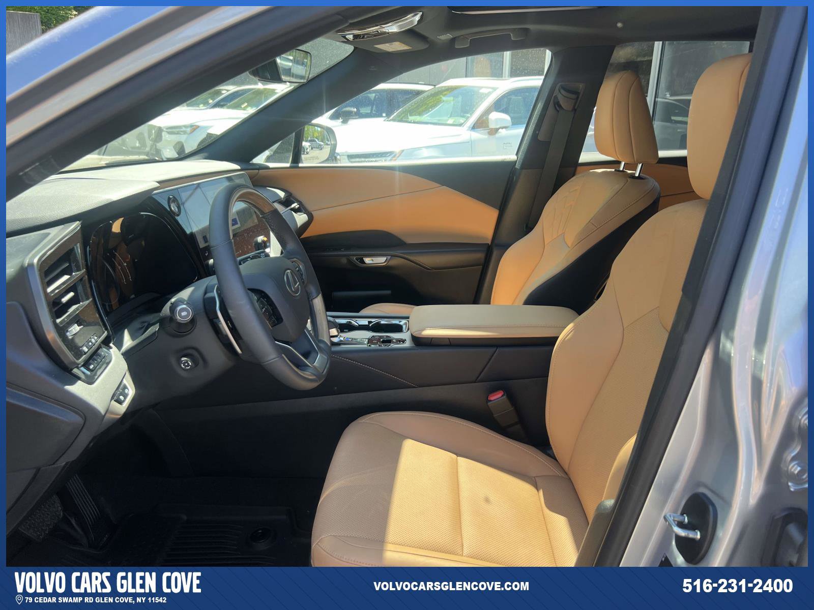 Used 2023 Lexus RX 350 Premium w/ Accessory Package AWD/4WD image 15