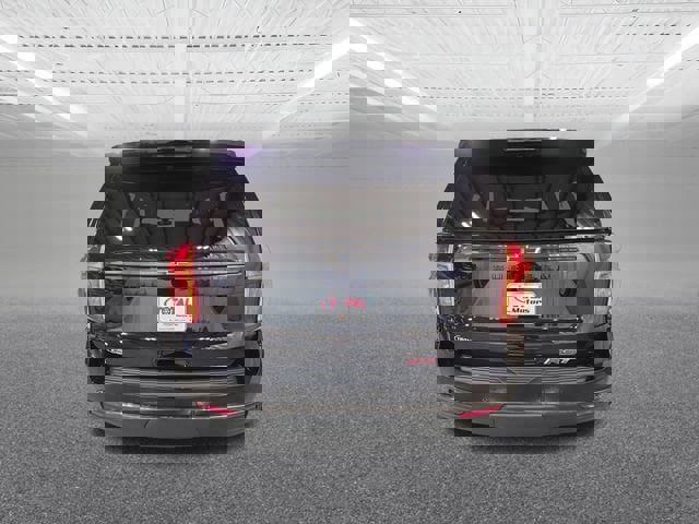 Used 2021 Chevrolet Suburban RST w/ Rear Media and Nav Package image 7