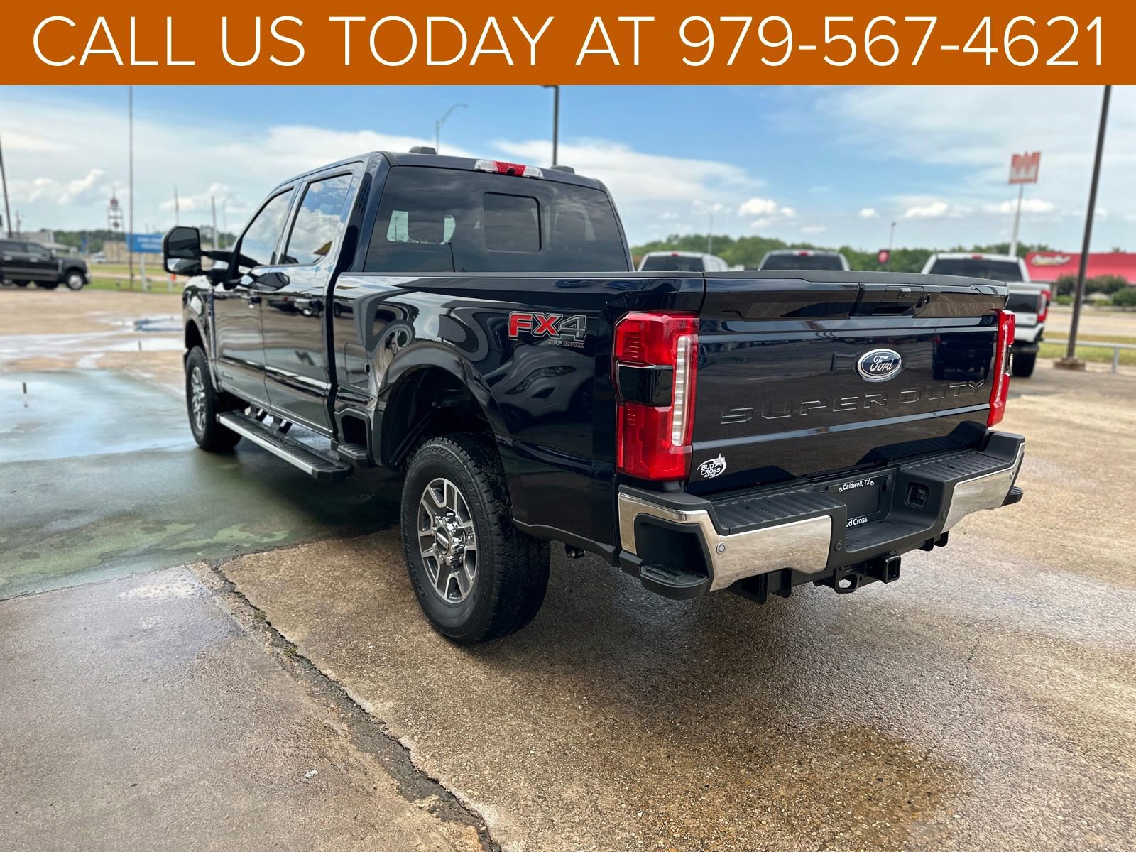 New 2025 Ford F250 Lariat w/ FX4 Off-Road Package image 22
