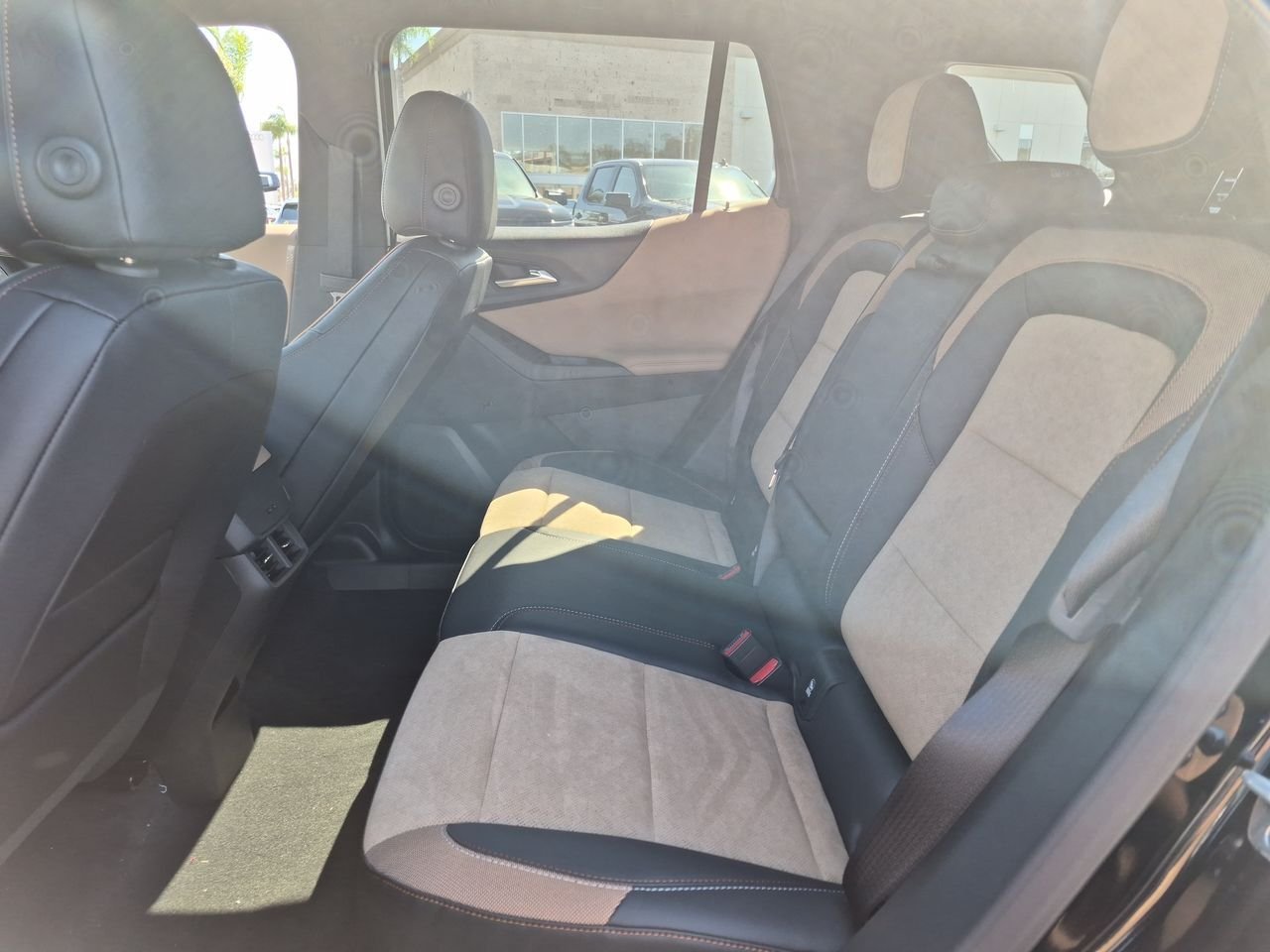 New 2026 Chevrolet Equinox ACTIV AWD/4WD image 26