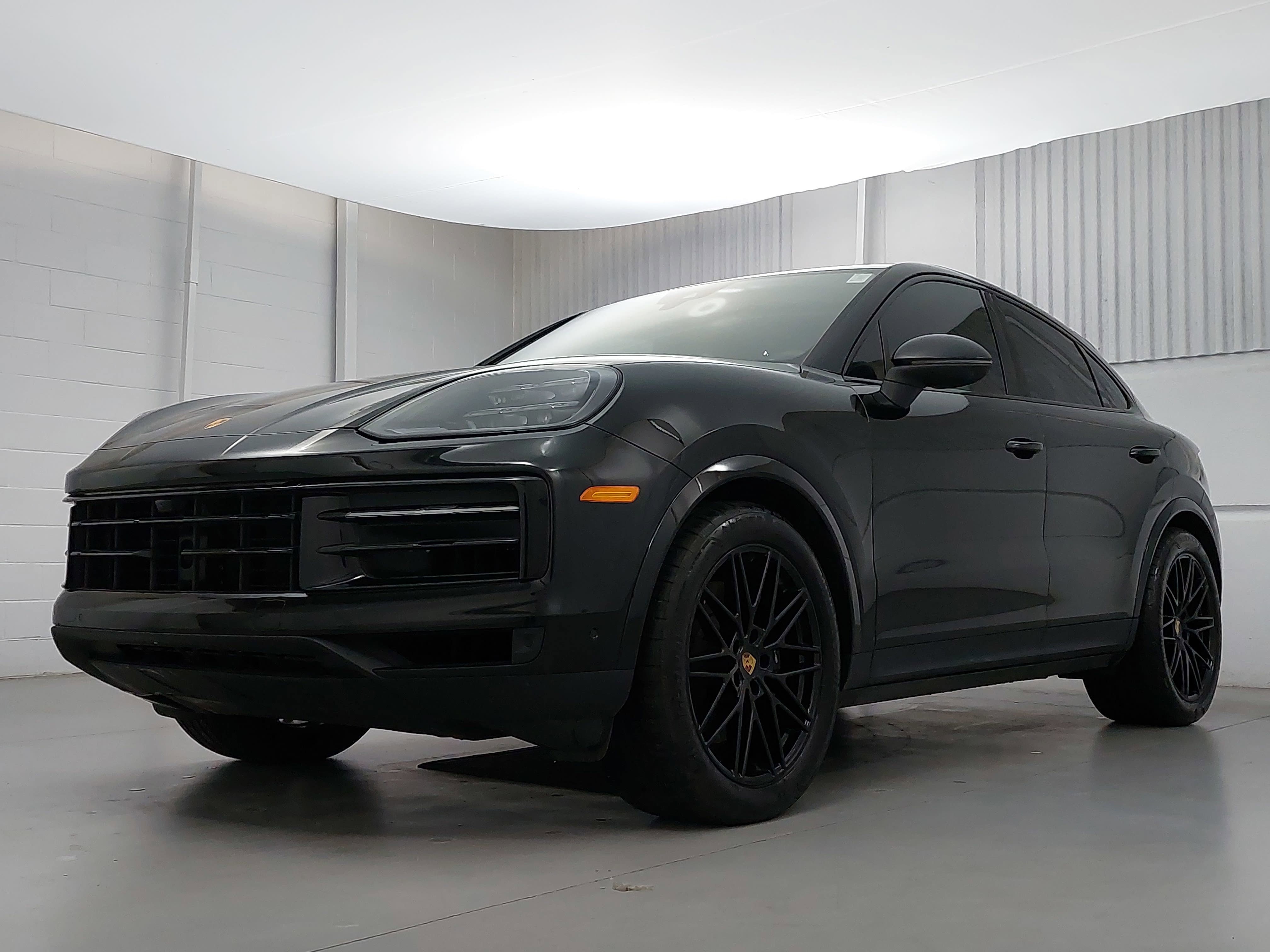 Certified 2024 Porsche Cayenne Coupe AWD/4WD video 1