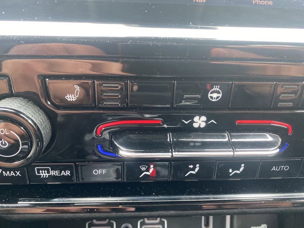 Used 2024 Jeep Grand Cherokee Limited 4xe image 28