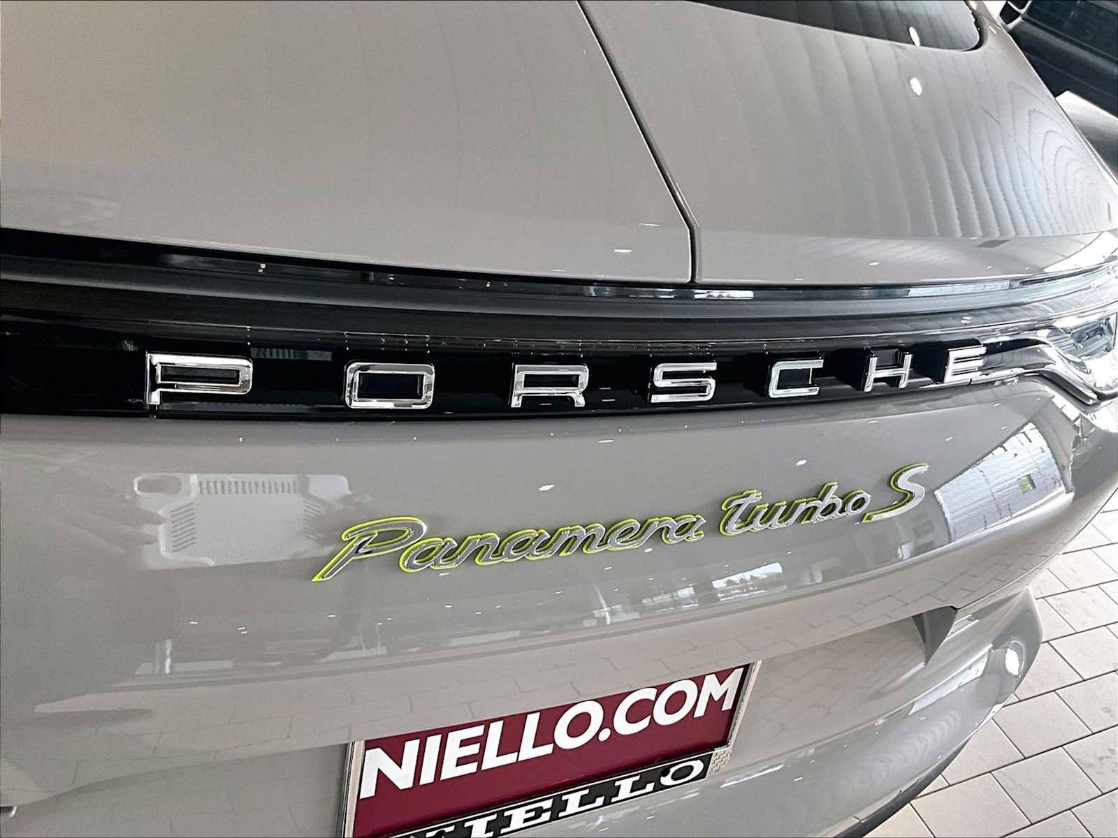Used 2023 Porsche Panamera Turbo S image 37