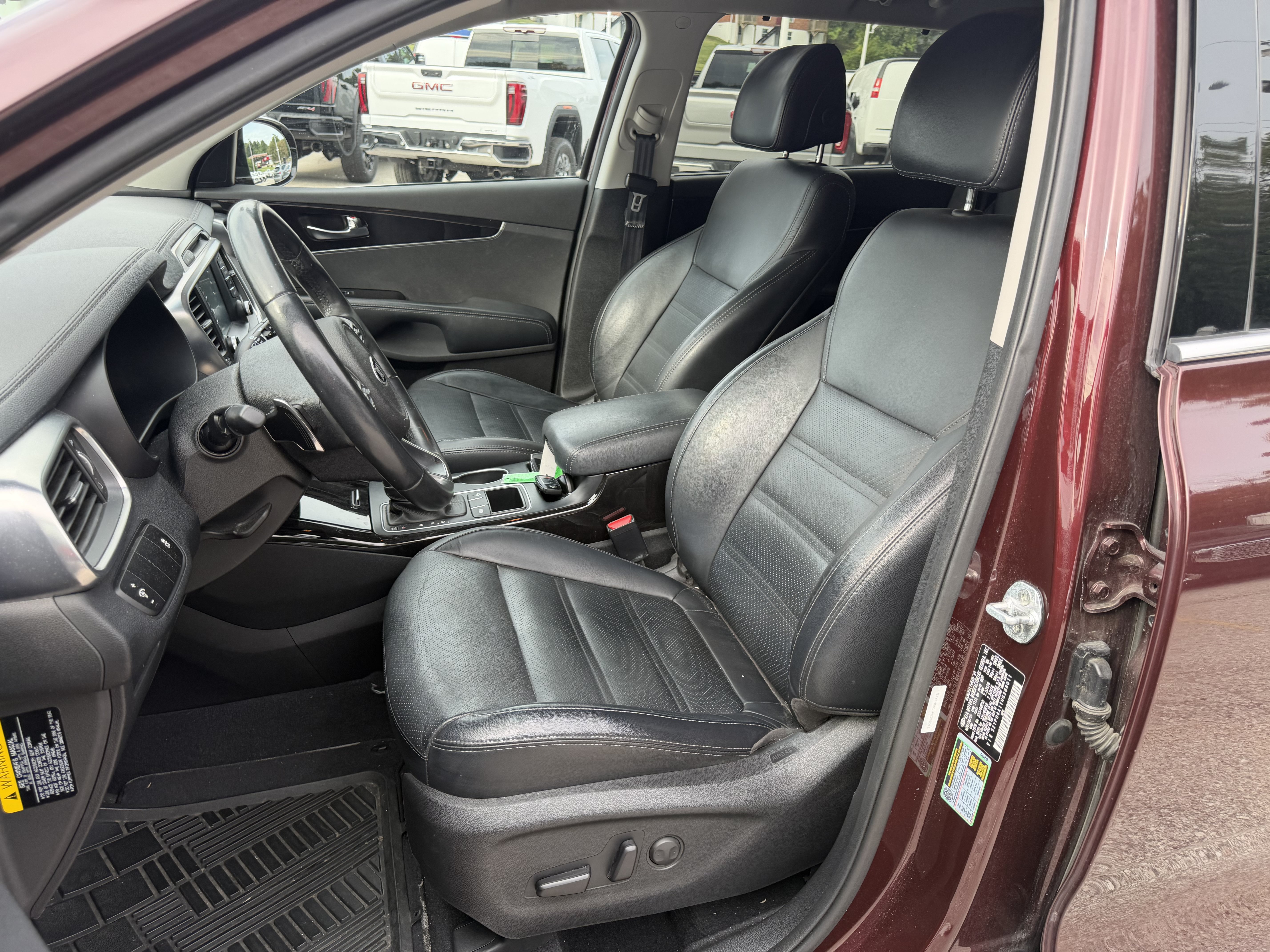 Used 2017 Kia Sorento EX FWD image 11