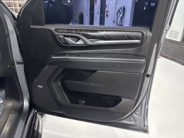 Used 2022 GMC Yukon XL Denali image 35