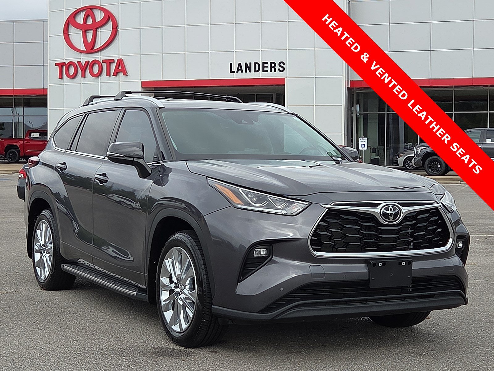 Used 2025 Toyota Highlander Limited