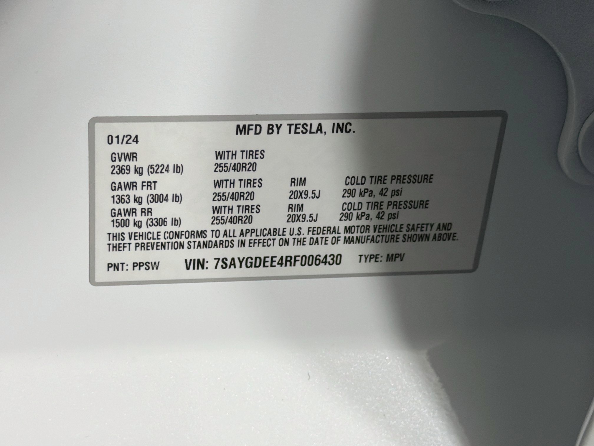 Used 2024 Tesla Model Y Long Range AWD/4WD image 12