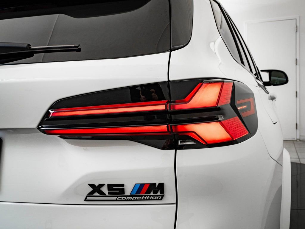 New 2026 BMW X5 M Competition w/ Executive Package AWD/4WD image 9