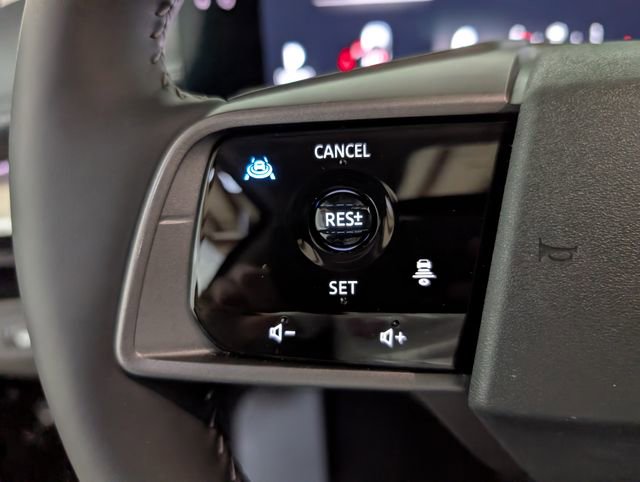 Used 2025 Nissan Murano SL AWD/4WD image 19