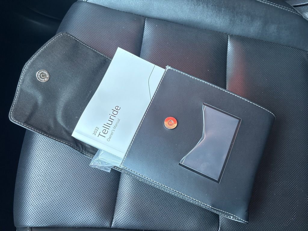 Used 2022 Kia Telluride S image 51
